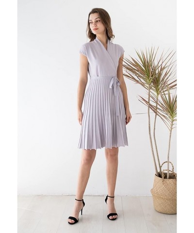 Women's Black Bowknot Pleated Sleeveless Wrapped Knit Midi Dress Lavender $19.76 Dresses